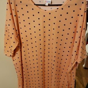 Lularoe irma shirt